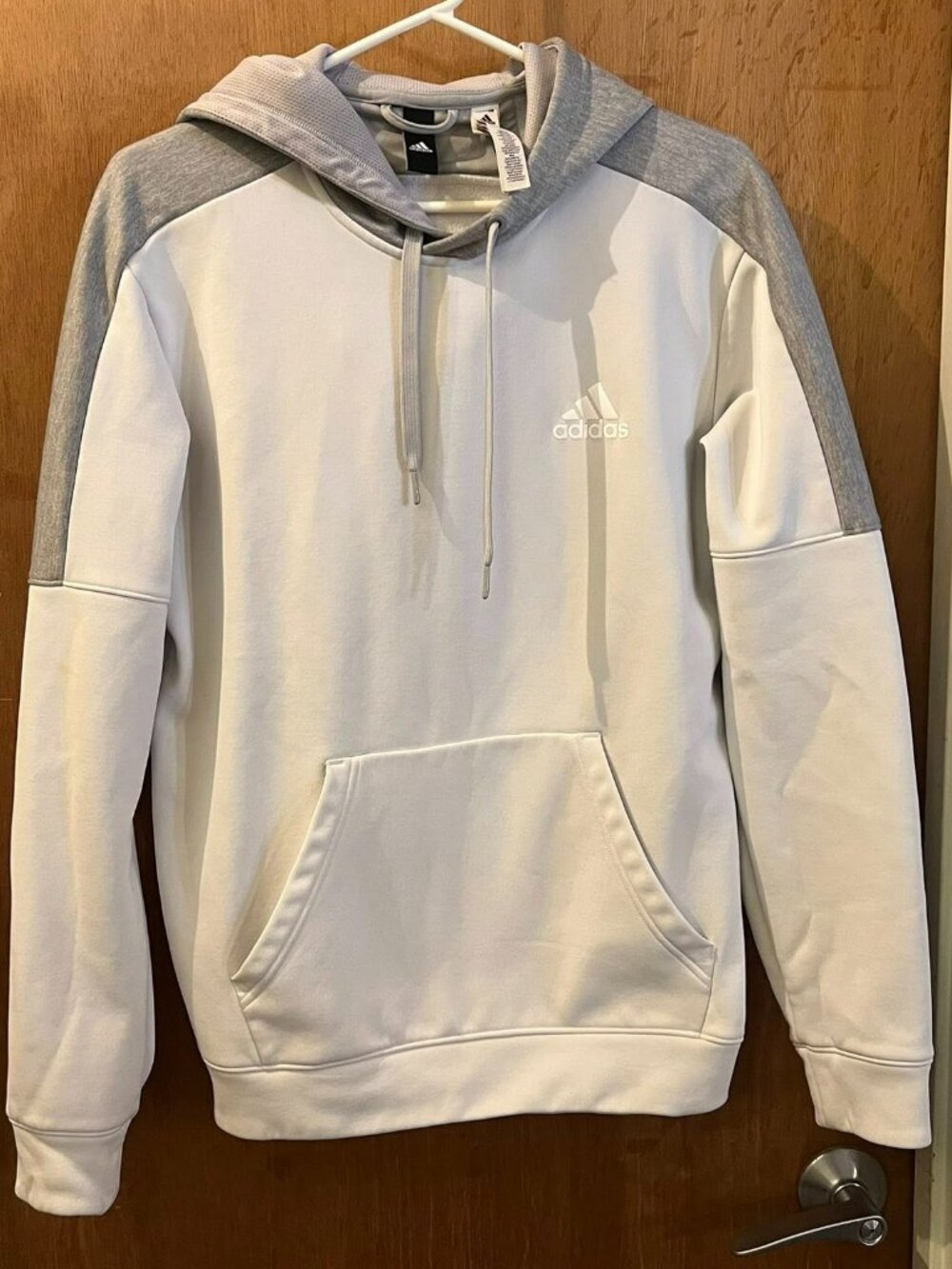 🐻Size M - Adidas - Cream and Gray Pullover Hoodie